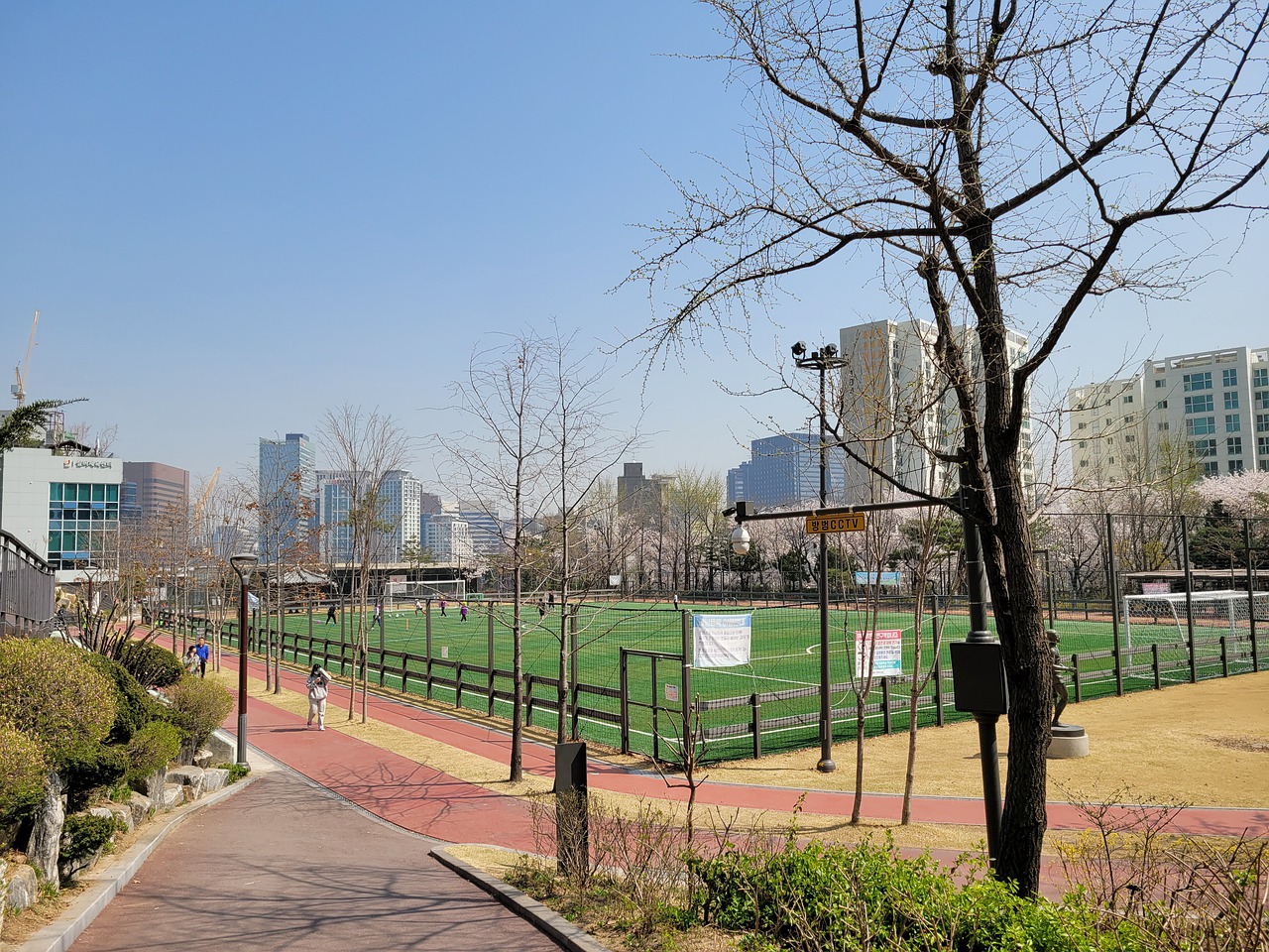 只要不轻言 只要不轻言